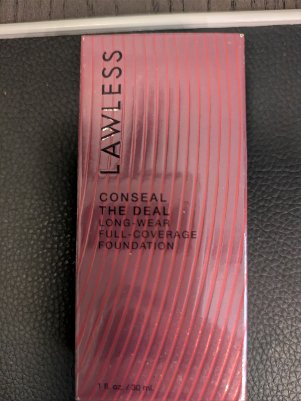 Lawless Conceal The Deal Long-Wear Full-Coverage Foundation - Sunshine